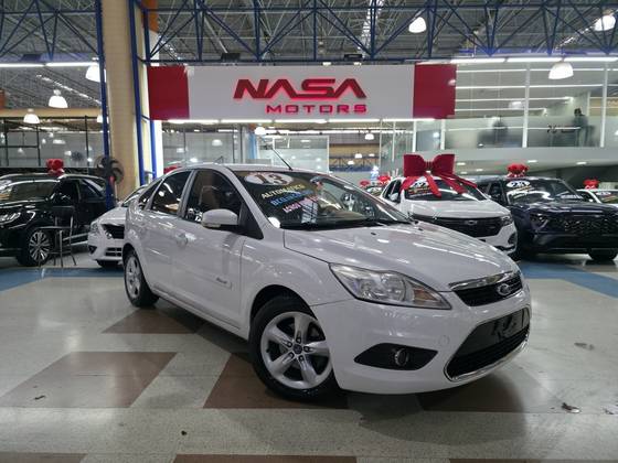 FORD FOCUS 2.0 GLX 16V FLEX 4P AUTOMÁTICO